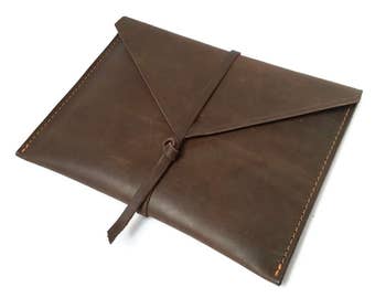 Leather Kindle case. Leather e-readers Case. Brown Leather Case for Kindle. Kindle Paperwhite. Kindle travel. Kindle Oasis. Gift ideas