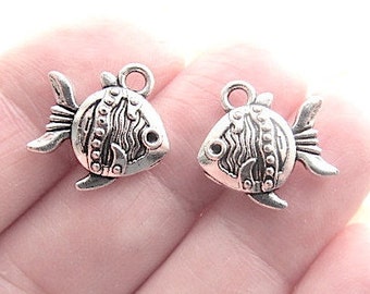 10 Fish Charms Antique Silver Tone Pendants Tropical Fish charm Double Sided 3 Dimensional 15x15mm Zinc Alloy CS-0208