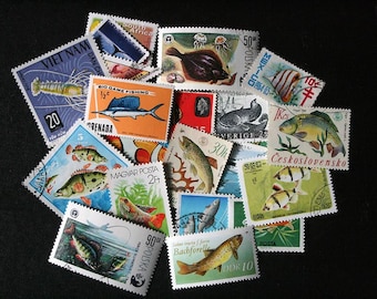 FREE SHIPPING ; 30 Colorful Vintage Worldwide postage stamps depicting FISH for collecting, crafting, scrapbook pages, collages etc.