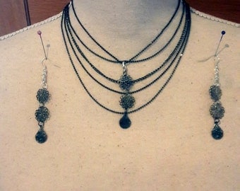 Boho chic vintage tone silver collier, fine chains Choker and earrings,