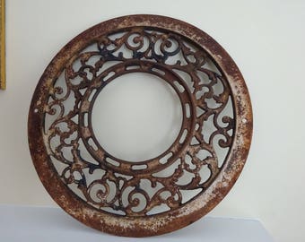 Ornate Vintage Cast Iron Metal Grate - Rusted Patina - Architectural Salvage