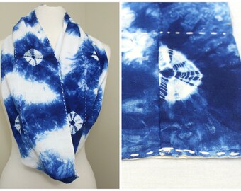 Indigo Shibori Cotton with Sashiko. Japanese Antique Folk Textile (Ref: 1704)