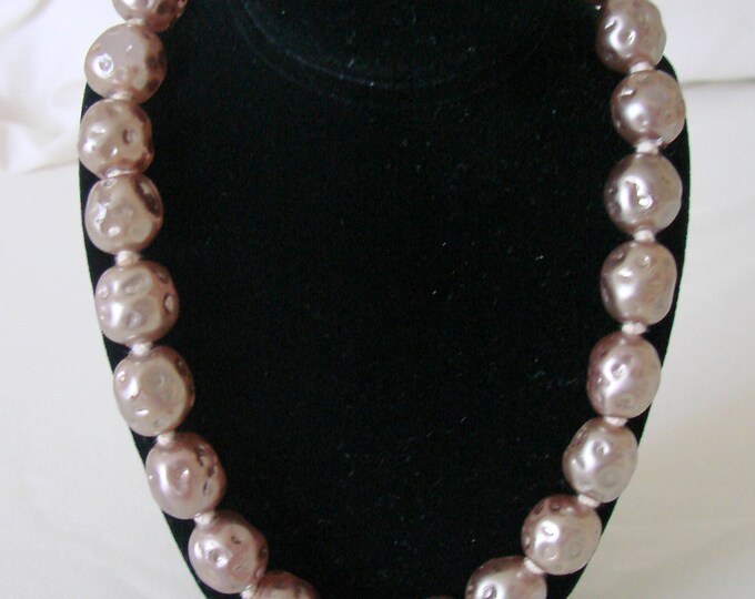 1940s Faux Baroque Pearl Bead Choker Necklace / Vintage Jewelry / Jewellery