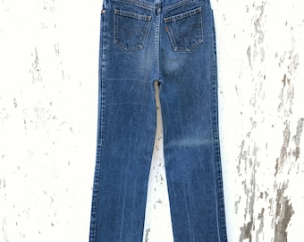 LEVIS Jeans 24 Waist Vintage Mom Jeans Orange Tab