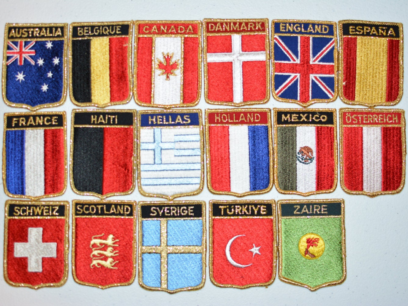 World Travel Patches Vintage Embroidered Patch Gold Threading Sew On Vacation Holiday Country Souvenir Jacket Backpack Vest F1 World Travel Patches Vintage Embroidered Patch Gold Threading Sew On Vacation Holiday Country Souvenir Jacket Backpack Vest F1