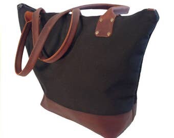 Dutch Redux No. 3.2 Canvas Zipper Tote