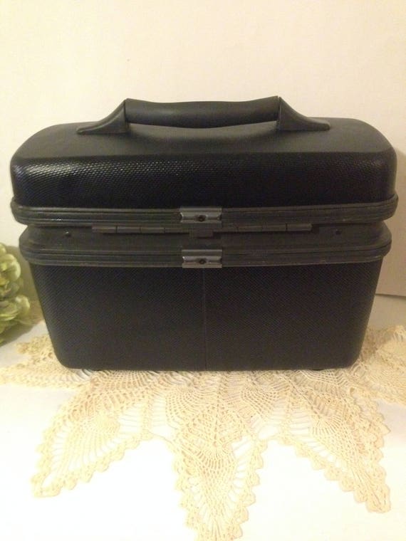 Vintage Samsonite Train Case Black Grey Interior