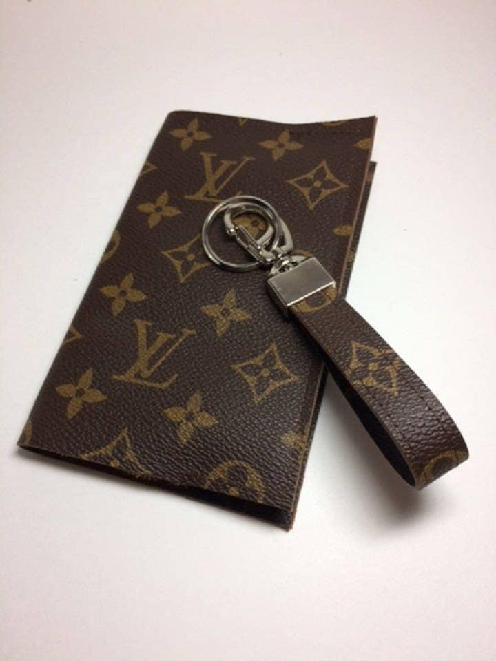 Louis Vuitton Passport Cover LV Keychain and Passport Cover