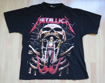 metallica shirt outfit