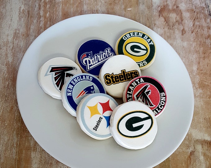 Edible Greenbay Packers Cupcake, Cookie or Oreo Toppers - Wafer Paper or Frosting Sheet