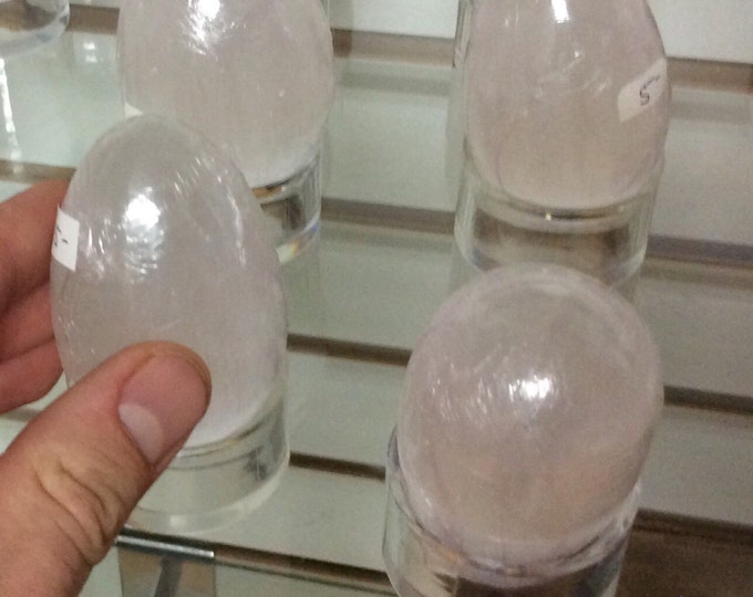 Selenite Egg- Selenite/Gypsum from Mexico 4 Inches Tall Free Base- Selenite \ Reiki \ Crystal Egg \ Egg \ Protection Stone \ Protection