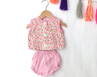 Vintage baby diaper shirt and bloomers set, mod floral print top and pink bloomers baby girls set. Size 3/6M
