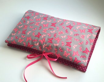 Cover 3-in-1 grey and fuchsia Pink Butterflies: range layers, protects health book and mini-matelas changing