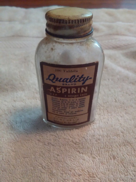 Vintage 1950's Aspirin Bottle Quality Aspirin