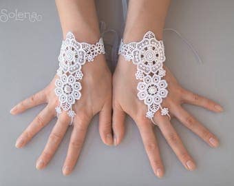 White Wedding Fingerless Gloves Spring | Bridal Mittens | Exquisite ivory lace Wrist Cuffs | Bridal | sheer glove | stylish accessory floral
