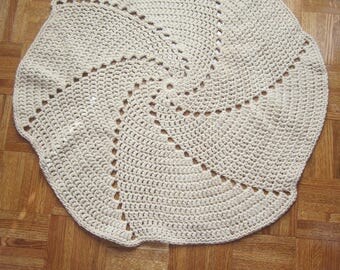 Cotton Crochet Beige Area Rug 34"
