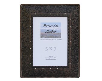 Leather anniversary for him, leather photo frame, 5x7, 3rd anniversary gift, leather boyfriend gift, unique frame, anniversary picture frame