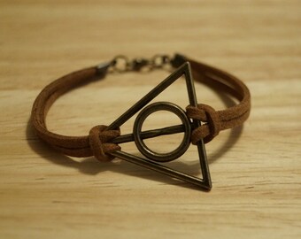 Deathly Hallows Bracelet / Free Domestic Shipping / Harry Potter Jewelry / Harry Potter Bracelet / Women's Jewelry / Suede Bracelet