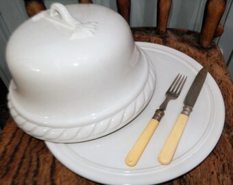 Milky White Cheese Dome, Vintage Cheese Bell, Cheese Dome and Plate, Cake Dome, Cheese Dome and Platter, Vintage Dish