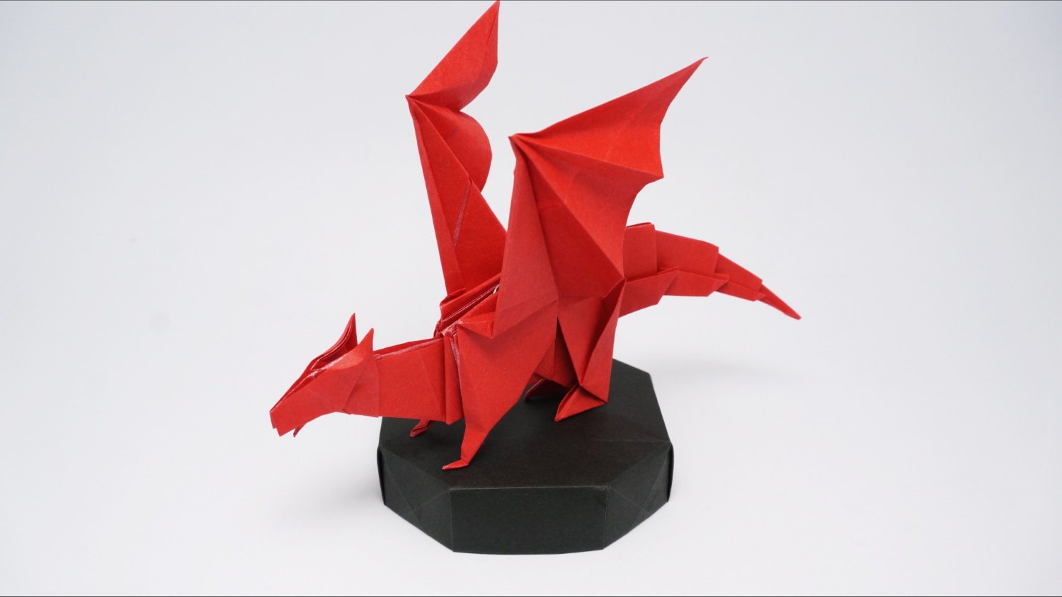 Origami Dragon by Jo Nakashima Red Tissue-foil paper