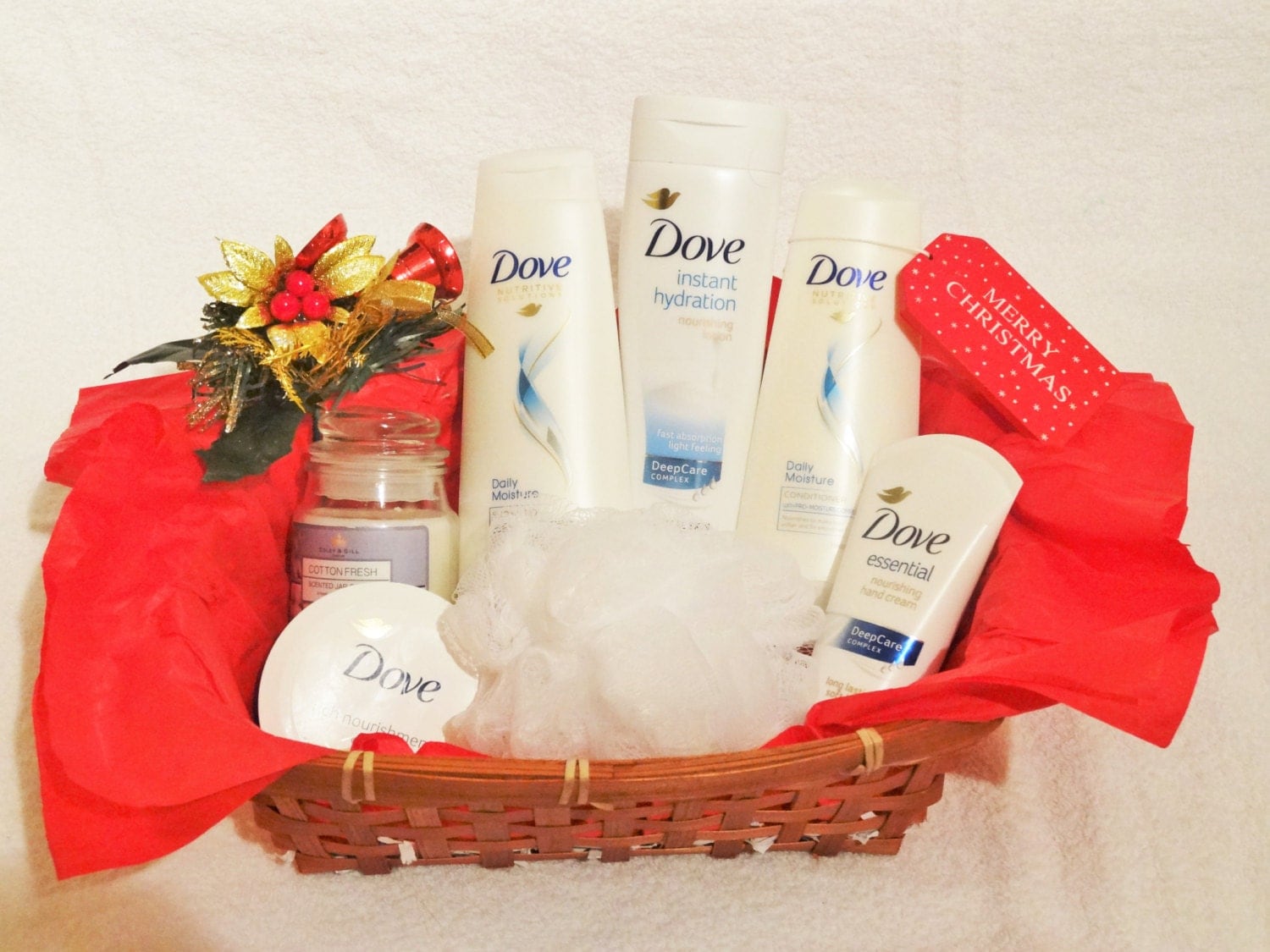 Luxury 8Piece Dove Nourishing Care Gift Basket. by AmourGiftsUK