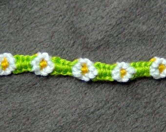 Flower Chain Friendship Bracelet