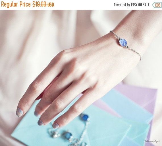 Blue charm bracelet Tiny charm bracelet Blue by BeautySpot
