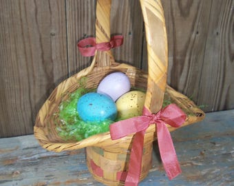 SALE: Easter Basket, Vintage, Easter Eggs, Basket, Cottage, Spring Decor