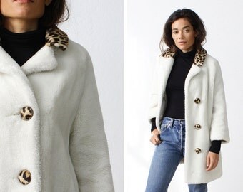 White Faux Fur Coat S/M • 60s Mod Leopard Coat • Faux Fur Jacket • White Coat • 60s Coat • Winter Coat • Leopard Jacket | O323