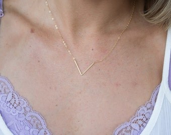 Dainty Thin V Shaped Necklace, Gold Triangle Choker, Delicate Gold or Silver Necklace, Chevron Necklace, Small Triangle Necklace