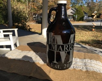 Custom engraved growler, personalized initial engraved beer growler, wedding groomsman gift, wedding gift, groomsmen gift, Initial growler