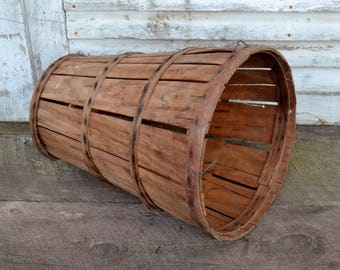 Vintage Bushel Tall Orchard Basket Fruit Hamper Apple Produce Harvest Rustic Primitive Weathered Split Wood Storage Garden Repurpose