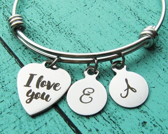 wife gift, personalized girlfriend gift, I love you bracelet, anniversary gift for her, romantic gift for girlfriend, fiance wedding gift