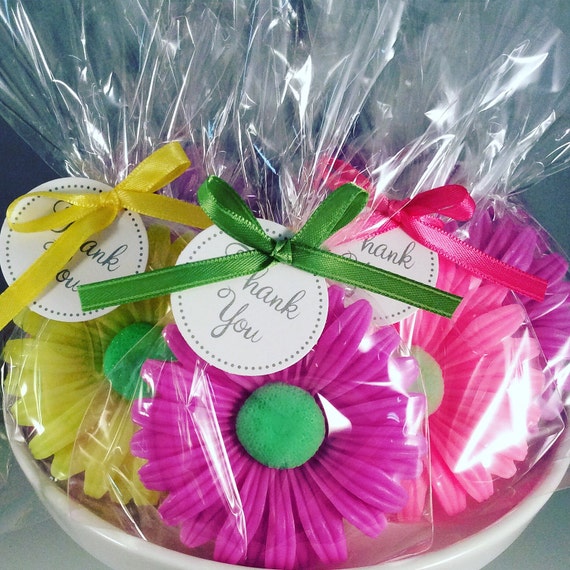 25 Gerbera Daisy Soap Favors   Sunflower Favors   Wedding