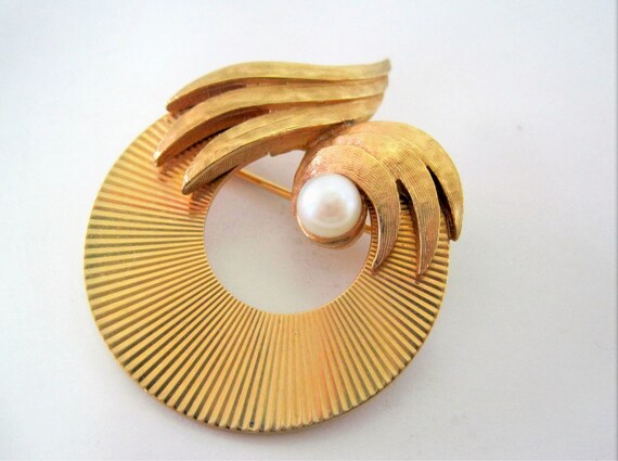 Marcel Boucher Pearl Brooch - Designer Signed Numbered - Art Deco Gold Tone - Vintage Pearl Pin