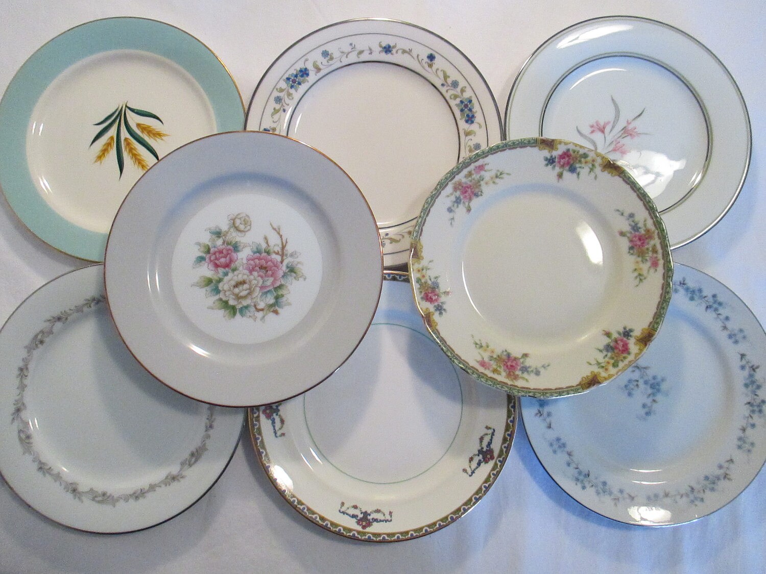 Vintage Mismatched China Dessert / Bread Plates for Wedding