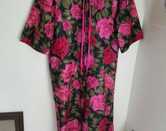 Red Roses Robe