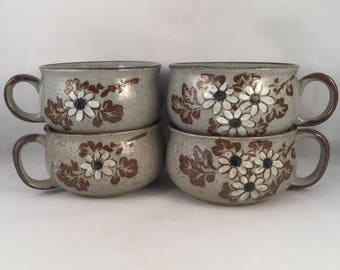 Set of 4 Vintage 1970's Onion Soup Bowls, Two Different Painted Print, Large Soup Mugs, Speckled Grey Soup Mugs
