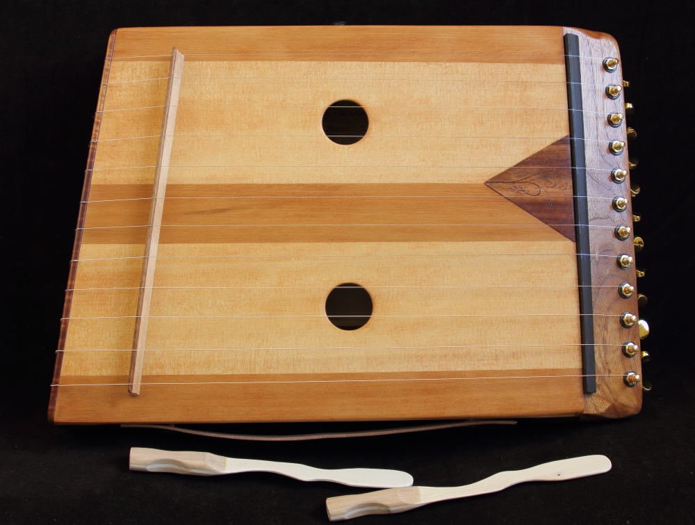 Easy to play Hammered Dulcimer instrument. 12 note scale.