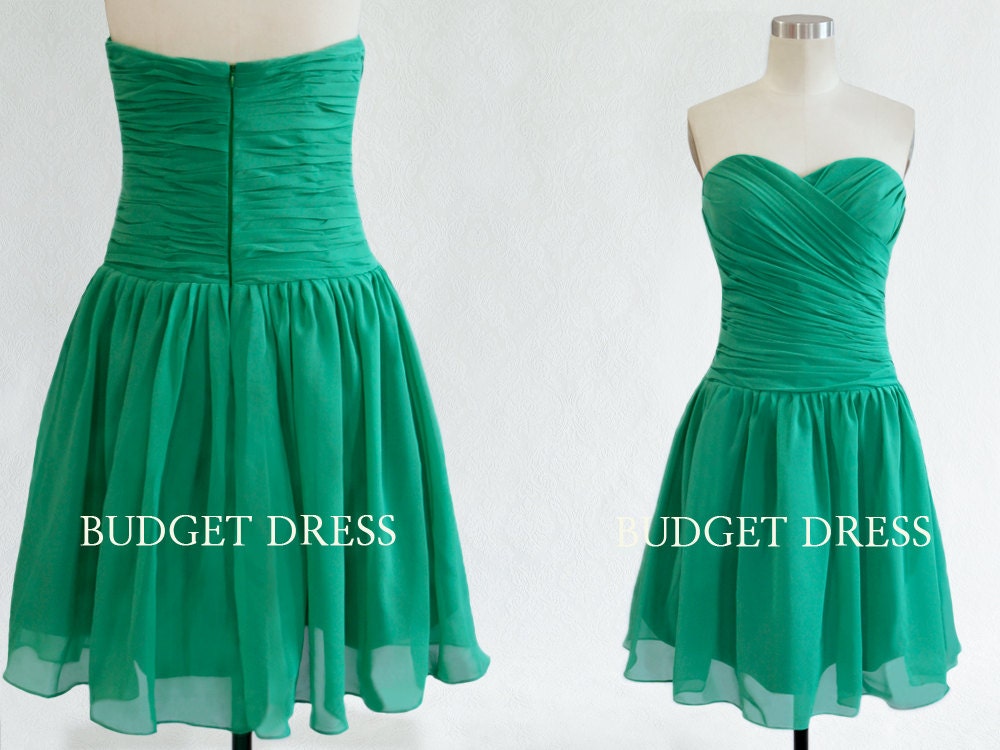Short Green Bridesmaid Dress with Sweetheart Neckline Chiffon
