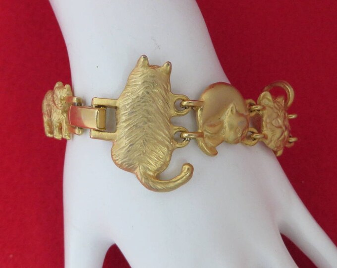 Vintage Cat Bracelet, AJC Jewelry, Cat Lovers Bracelet, Gold Tone Link Bracelet