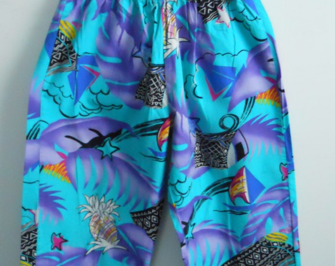 Men's Hawaiian Shorts, Vintage Board Shorts, Surfer, Swim Shorts, Paradise Style Shorts Size Small (S)