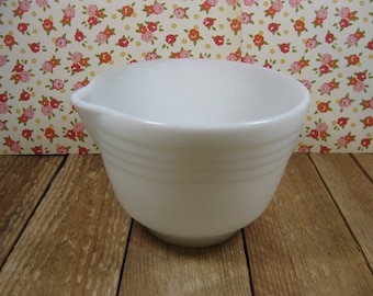 1970 Pyrex Hamilton Beach Mixing Bowl #26