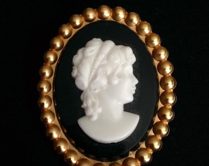 Storewide 25% Off SALE Vintage Gold Tone Designer Cameo Brooch Featuring Unique Black Portrait With Detailed Gold Tone Ball Beaded Trim