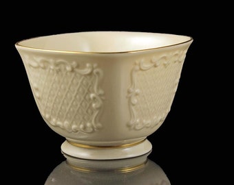 Lenox, Footed Square Bowl, Canterbury Pattern, 24K Gold Trim, Discontinued, Candy Dish, Nut Bowl, Giftware