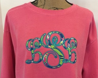 Lilly Pullitzer Large fancy applique monogram on Comfort Colors Sweatshirt, Long Sleeve T-shirt, or Short Sleeve T-shirt
