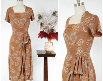 Vintage 1940s Dress - Fantastic Soft Brown Silk Heart Print 1940s Day Dress with Side Drape