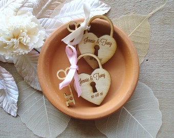 50 Heart and Key Wedding Favors