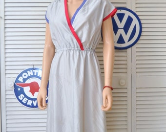 Vintage Womens 70s Dress Wrap Bodice/Colorblock Gray-Purple-Fuschia Polyester/XS-Small Short Sleeve/Theater Costume Teens Juniors as is