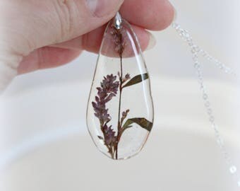Purple flower goutte pendant - real violet flower jewelry - pressed flowers - botanical nature jewelry